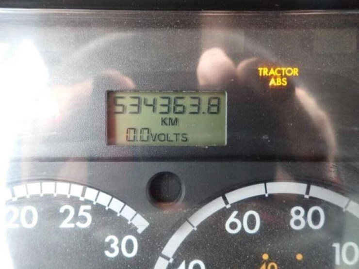 inoperable-2010-freightliner-m2106-business-class-image-13