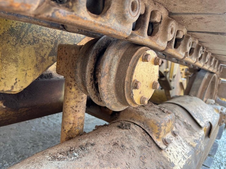 caterpillar-935b-image-22