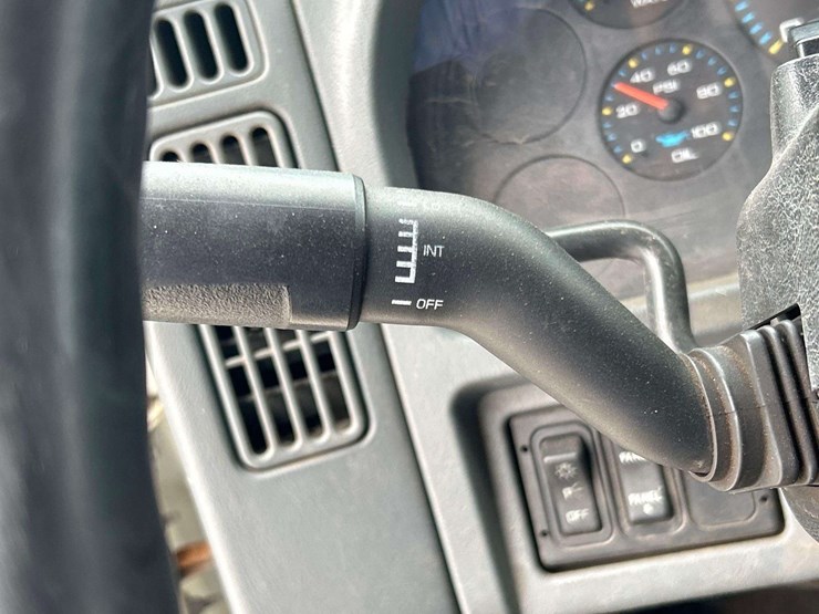 2003-international-7400-image-15