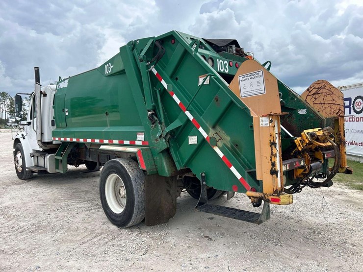 2007-freightliner-m2-106-medium-duty-pac-man-rl10-10-cuyd-refuse-garbage-truck-image-4