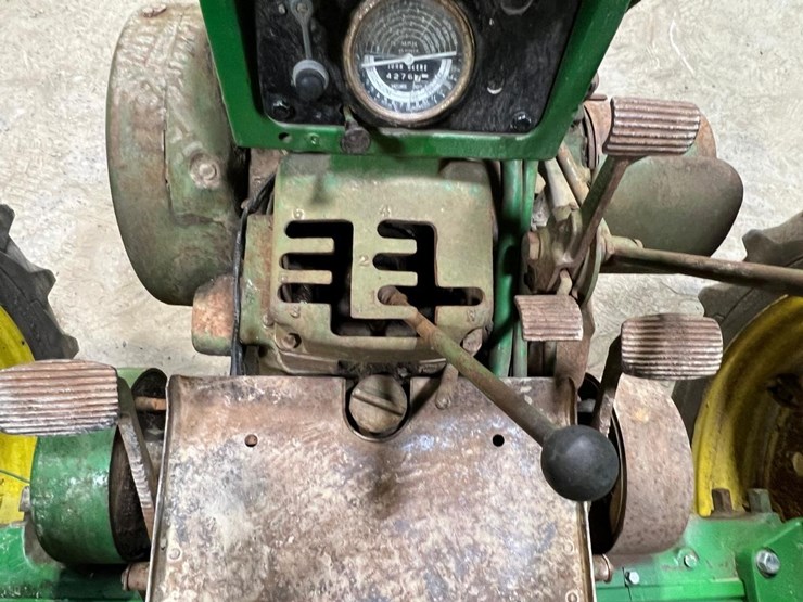 john-deere-530-image-23