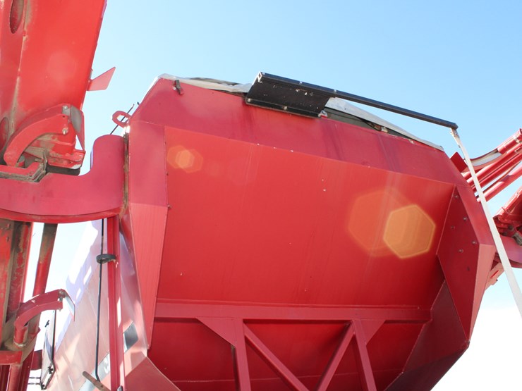 2006-case-ih-4300-image-54