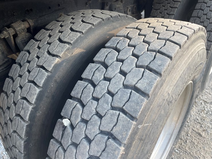 caterpillar-c12-image-29