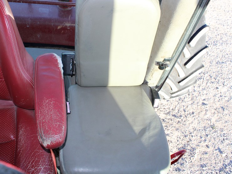 international-4100-image-75