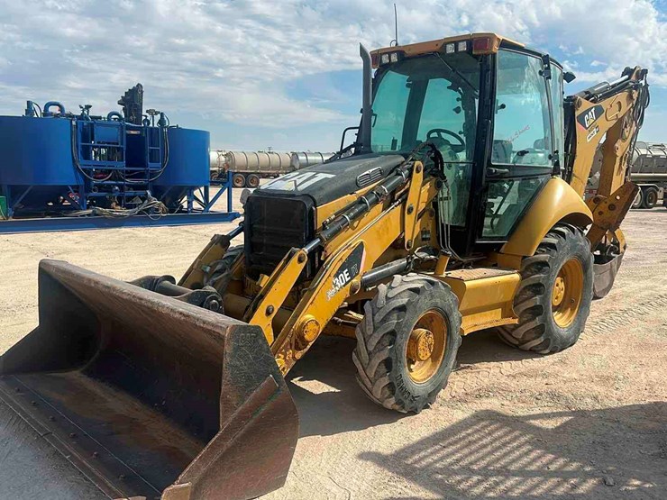 caterpillar-430e-image-1