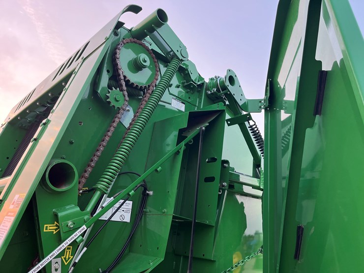 2021-john-deere-460m-image-16