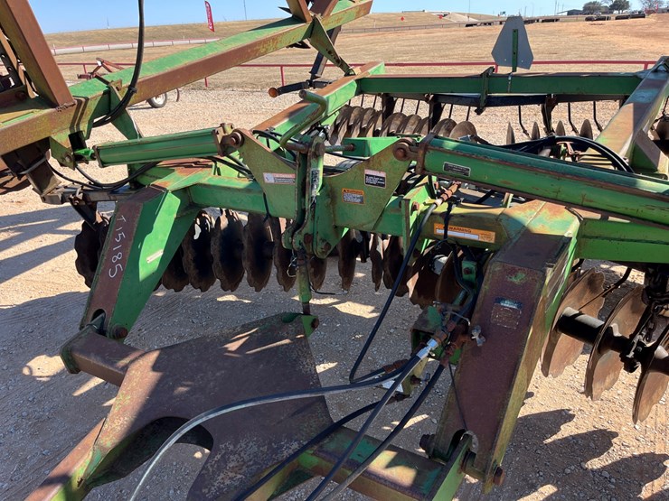 1995-john-deere-630-image-2