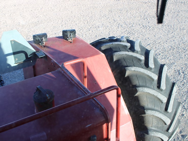 international-4100-image-93