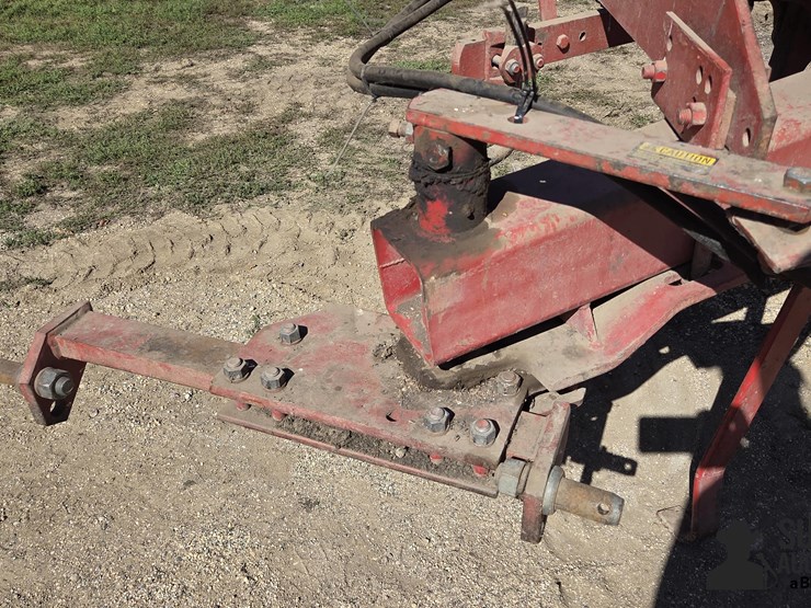 international-720-image-9