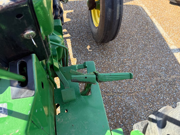john-deere-2155-image-34