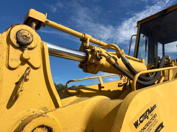 1989-caterpillar-963-image-11