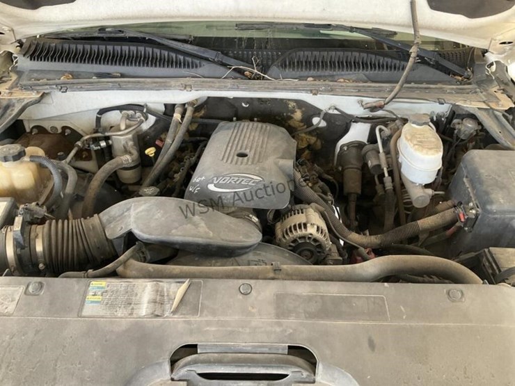 2005-chevrolet-2500hd-image-14