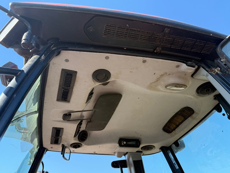 mahindra-8560-image-32