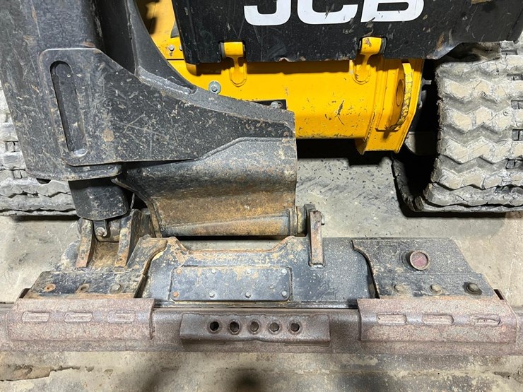 jcb-3ts-8t-image-10