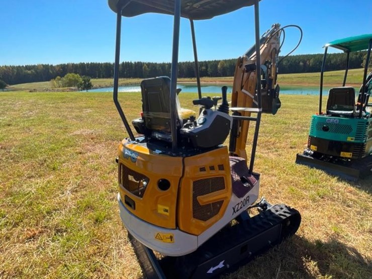 unused-cfg-xz20r-mini-excavator-(rato-image-6