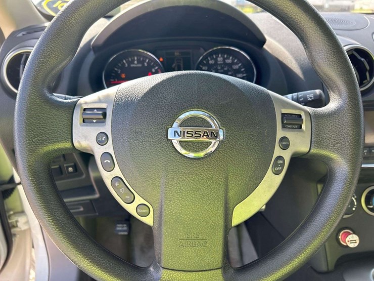 2014-nissan-rogue-image-6