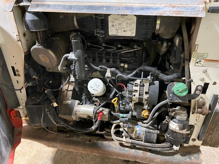 2018-bobcat-t595-image-16