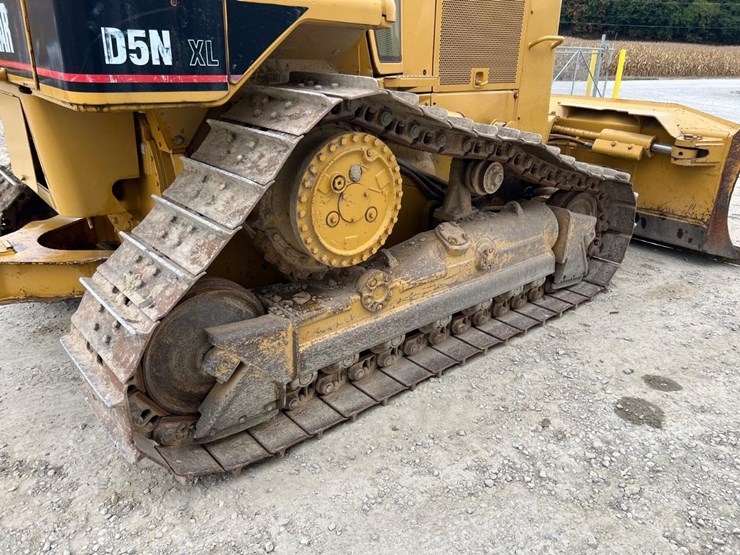 caterpillar-d5n-xl-image-21