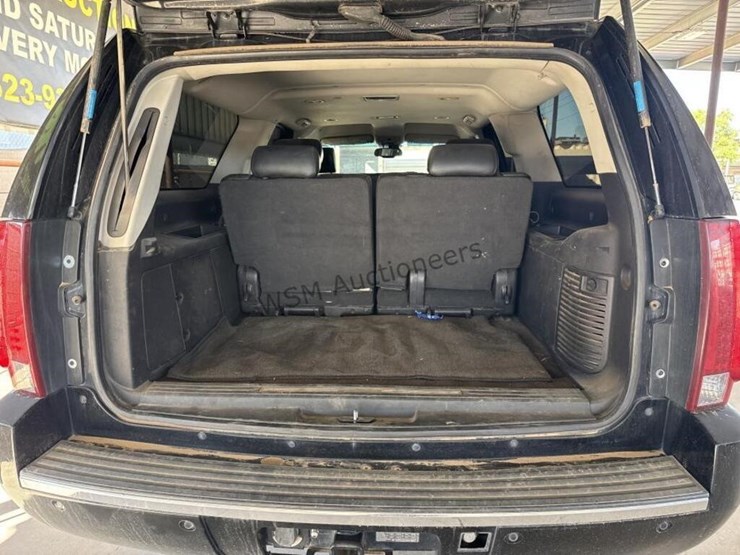 2007-cadillac-escalade-esv-image-9