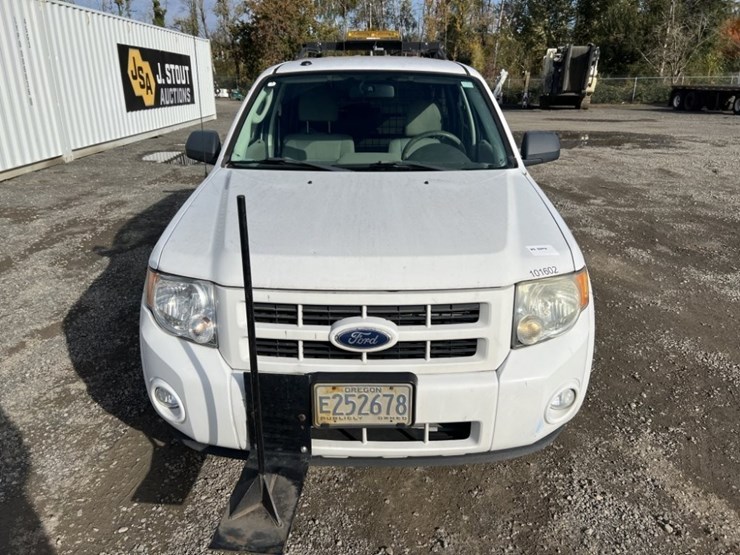 2010-ford-escape-hybrid-image-8