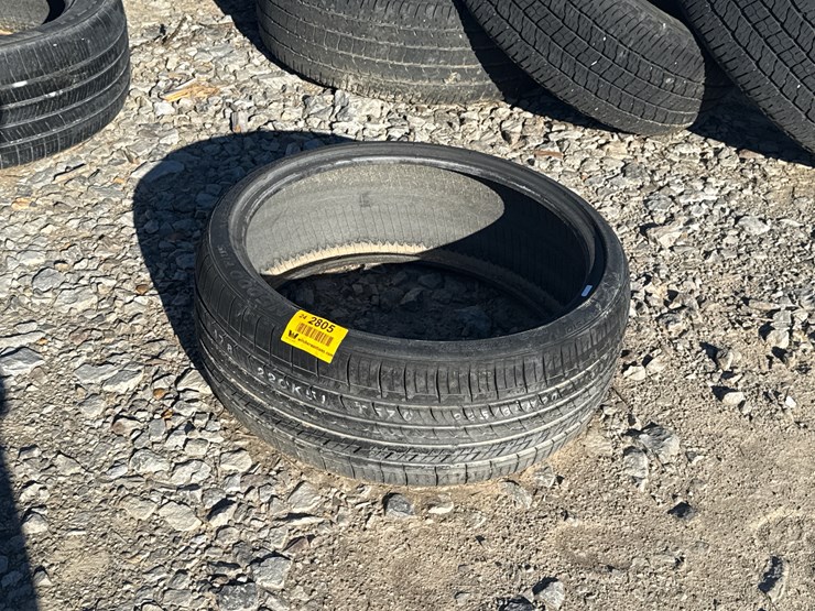 #2805-•-(1)-nexen-225/35r20-tire-inv#-2805-image-2