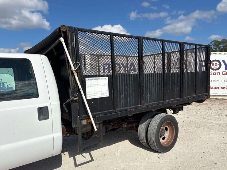 2012-ford-f550-image-16