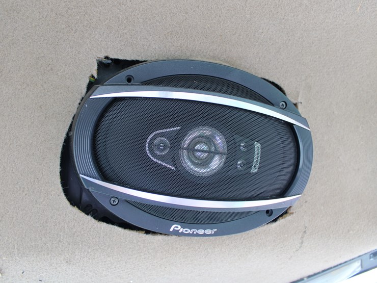 john-deere-8320-image-79