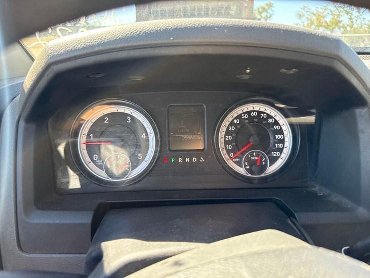 dodge-ram-5500-image-30