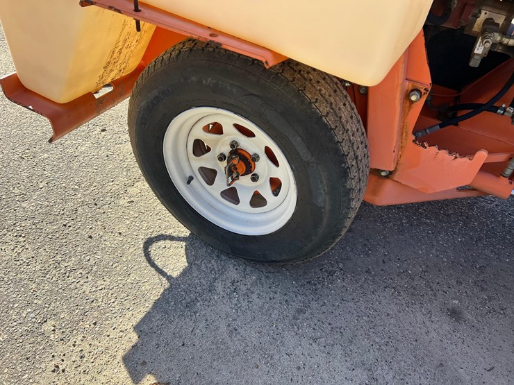 lay-mor-sweepmaster-300-image-19