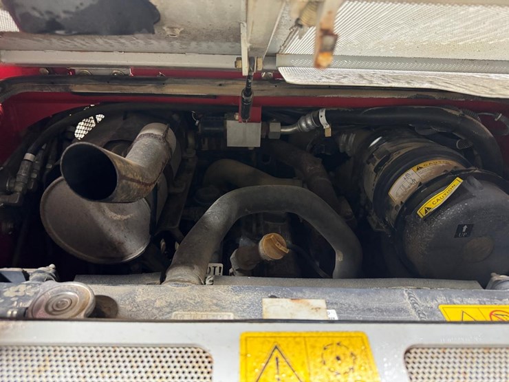 takeuchi-tl230-image-15