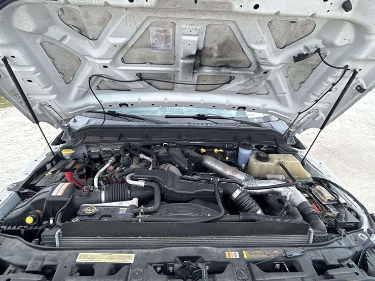 2012-ford-f550-image-9