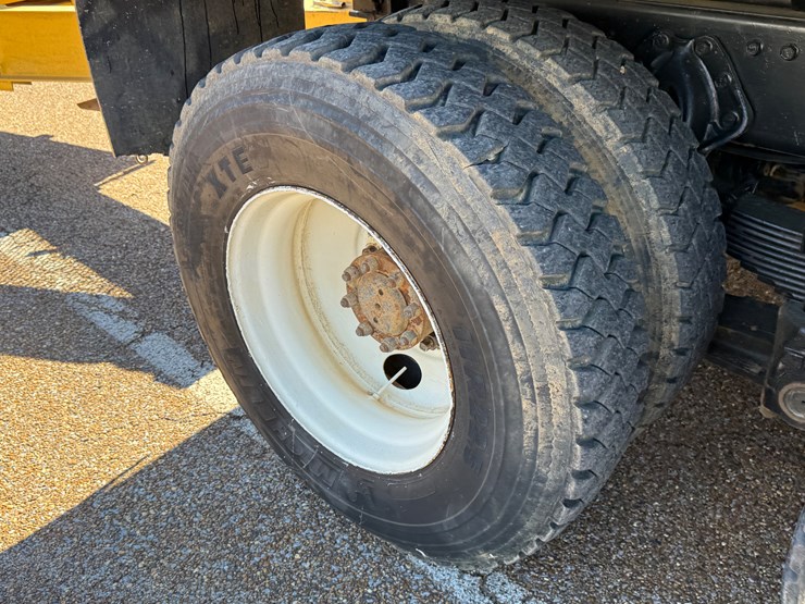 1992-international-4000-image-25