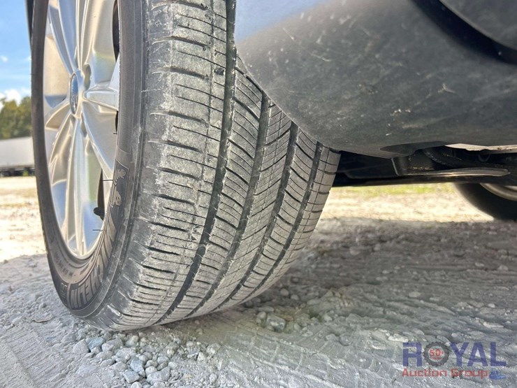 2018-ford-escape-se-image-23