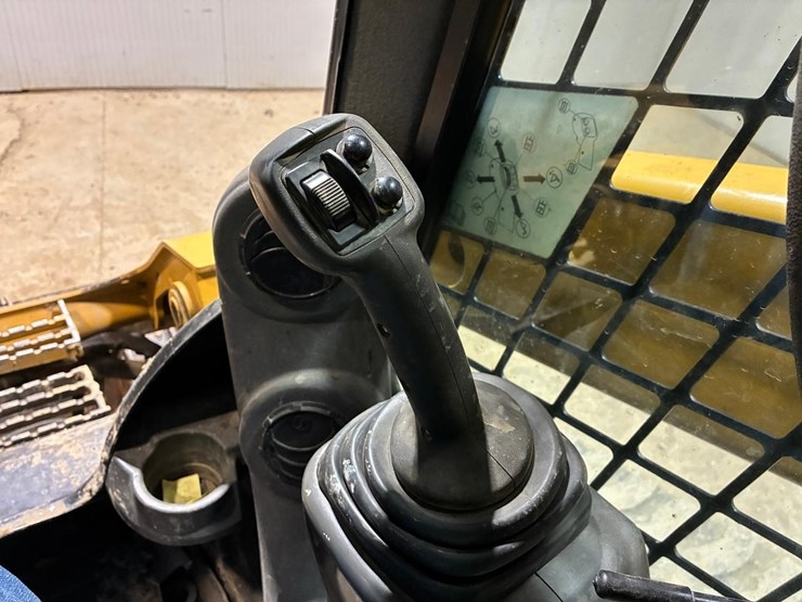 caterpillar-299d-image-20