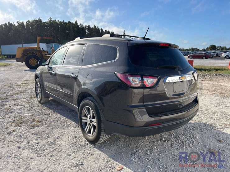 2016-chevrolet-traverse-image-4