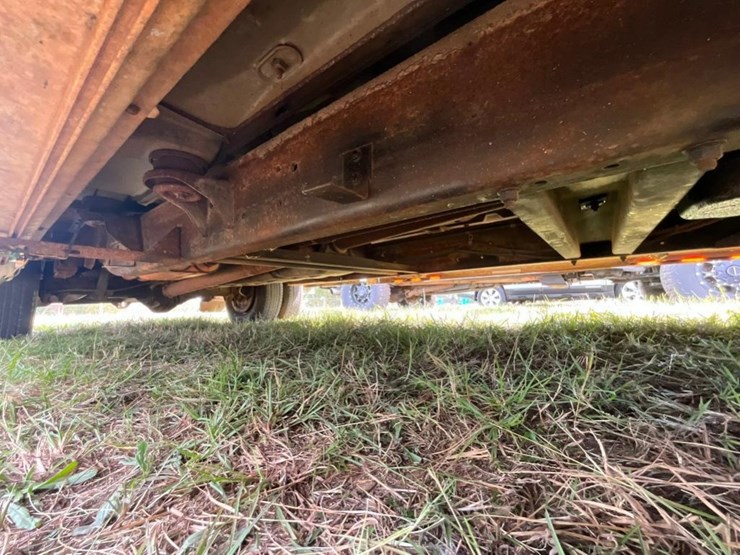 1992-chevrolet-3500-image-29