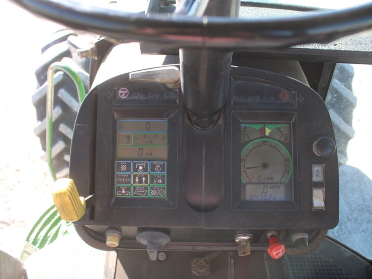 john-deere-4755-image-29