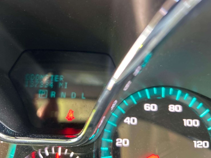 2017-chevrolet-traverse-ls-image-6