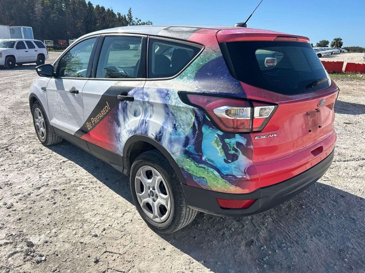 2017-ford-escape-image-4