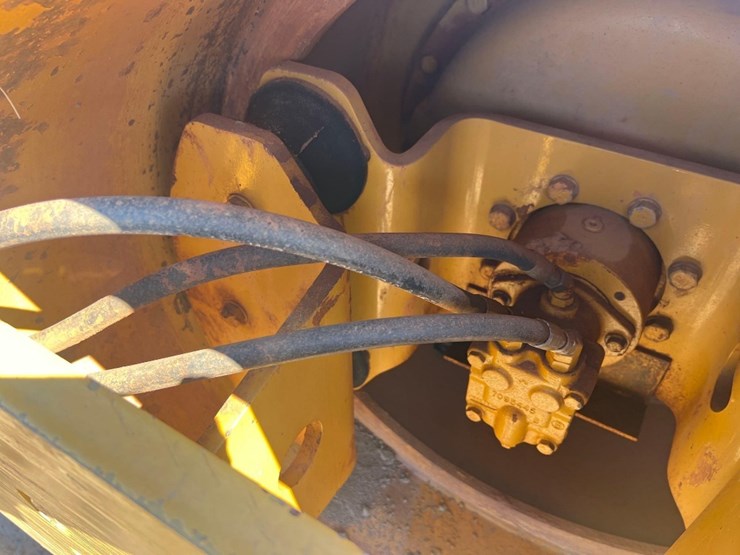 caterpillar-cp44-image-22