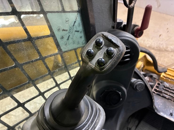 caterpillar-299d-image-25