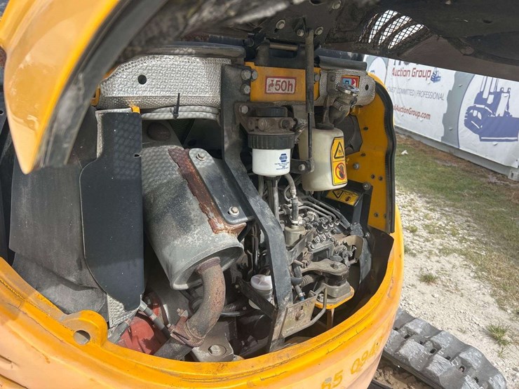 jcb-8030-zts-image-7