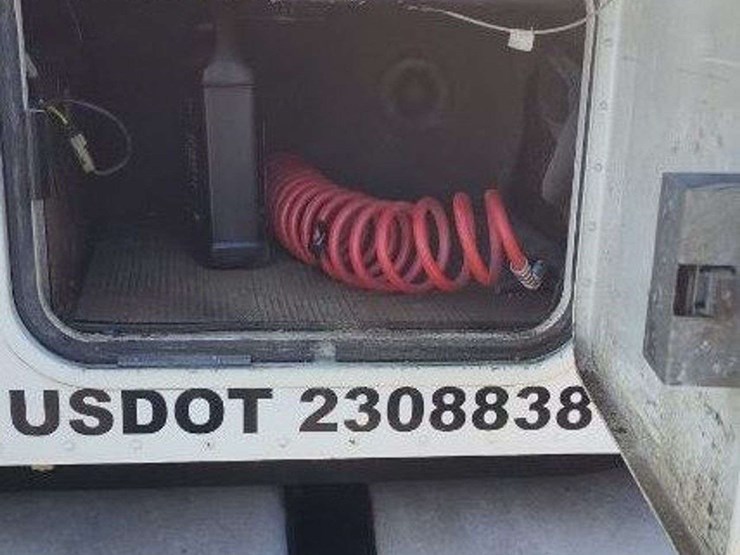 1997-freightliner-image-19