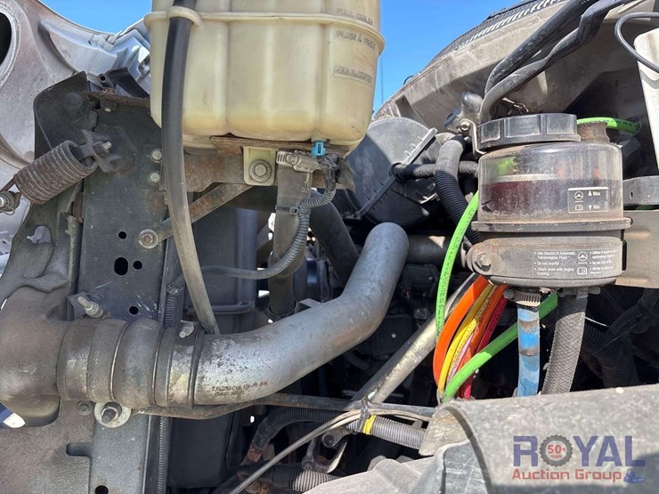 2007-gmc-c8500-altec-dl45tr-insulated-material-handling-digger-derrick-truck-image-7