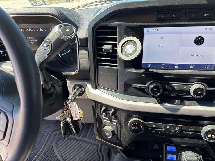 2023-ford-f150-image-18