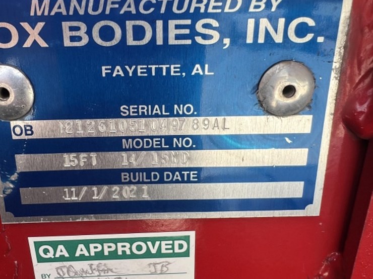 2022-kenworth-w990-image-9