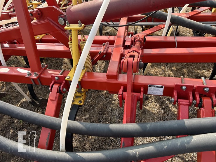 2008-bourgault-5710-59-image-66