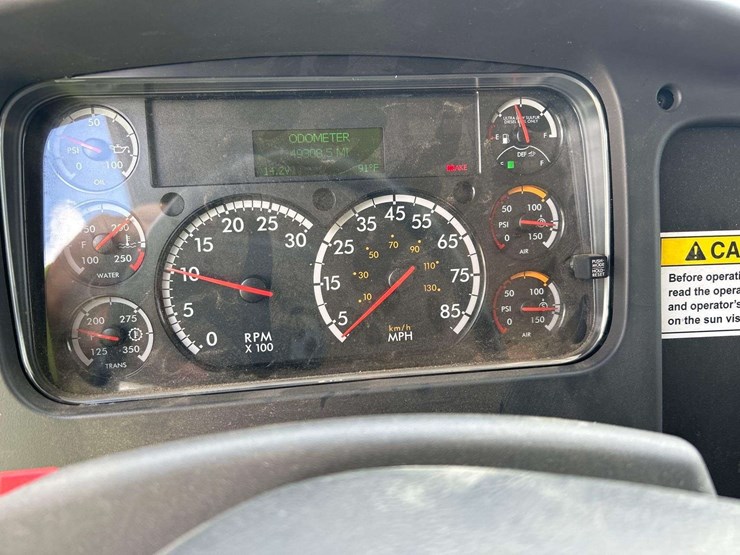 2020-freightliner-m2-106-elgin-eagle-series-4mf-street-sweeper-truck-image-15