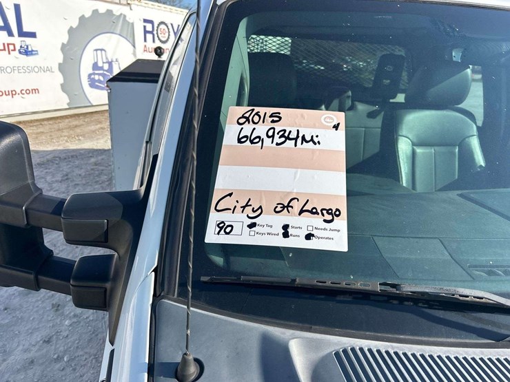 2015-ford-f350-image-27