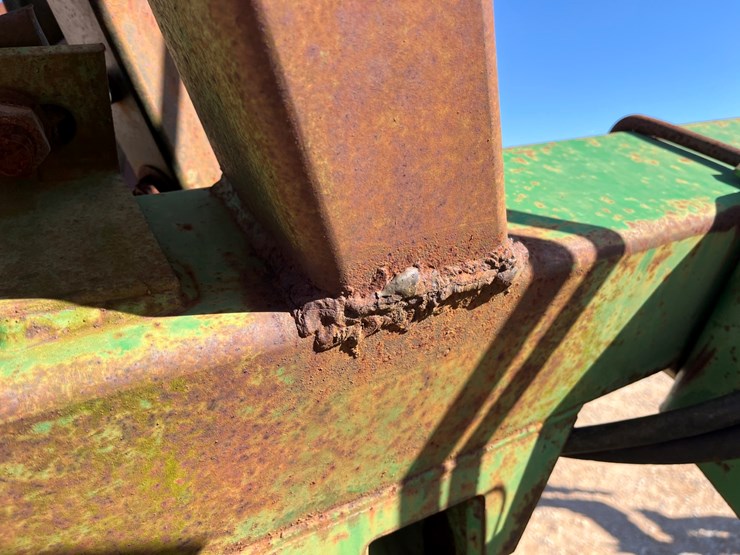 1995-john-deere-630-image-18